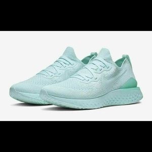 Women's Nike Epic React Flyknit 2 Running Shoes